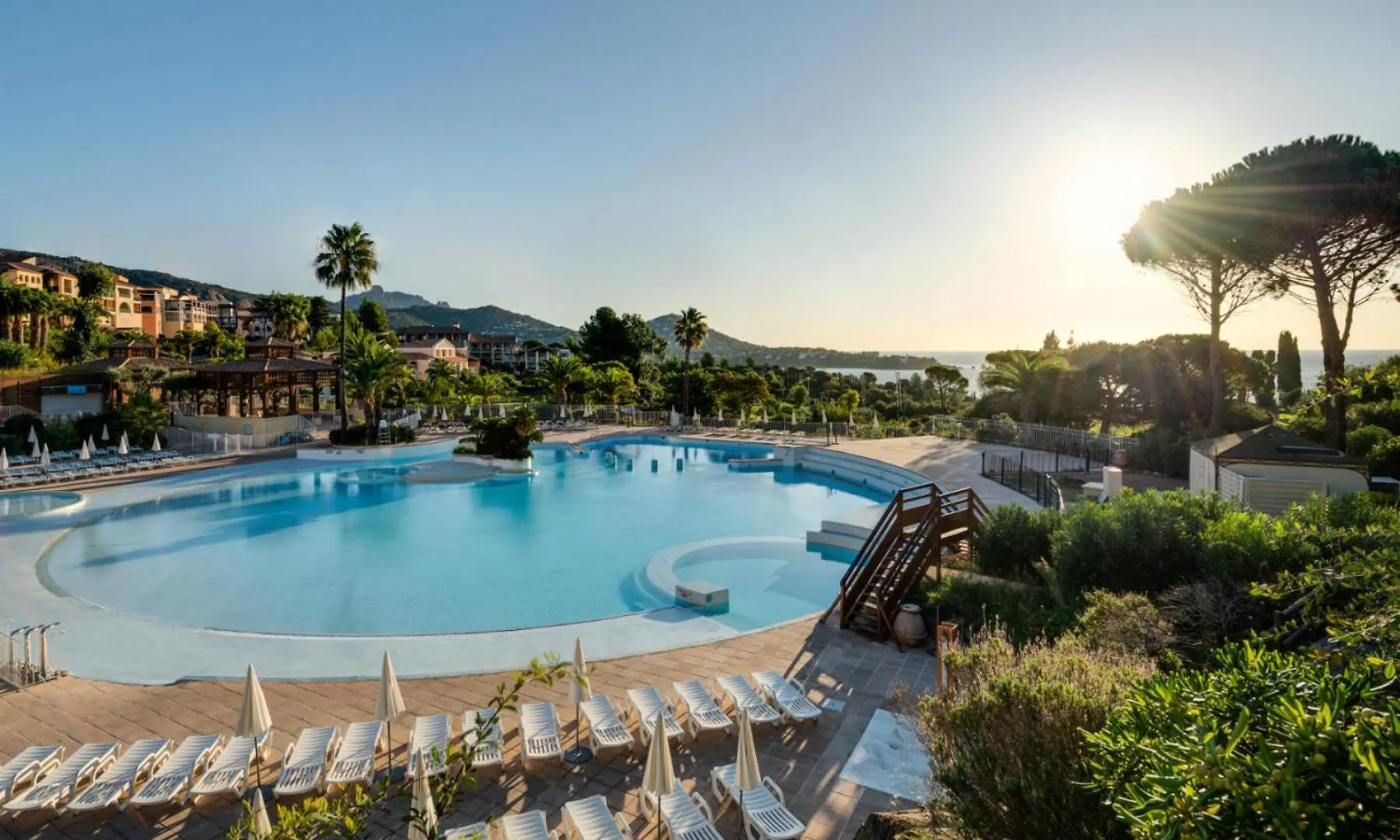 Residence Le Hameau De Cap Esterel - Maeva Home - Appartement 2 Pieces 5 Personnes - Confort Mae-6795 Saint-Raphael  France